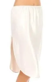 Farr West Essentials 29 Spinner Side Slit Half Slip