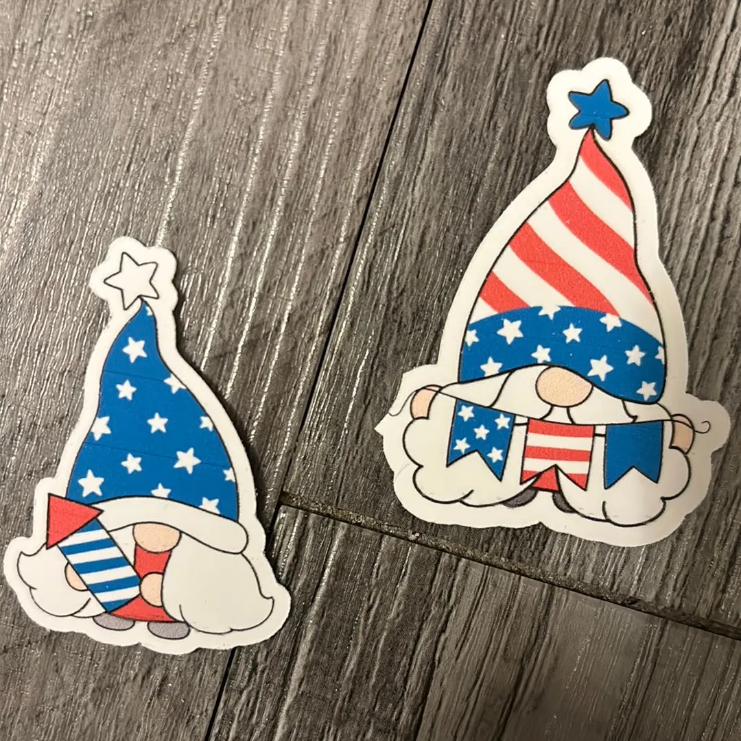 Patriotic gnomes!